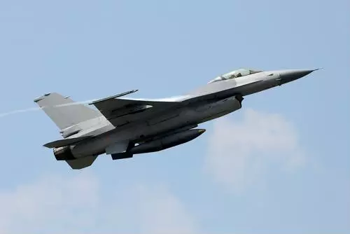 Lockheed-Martin-uses-automated-data-collection-tools-to-keep-track-of-components-during-manufacturing-and-assembly