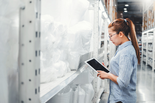 When coupled with mobile barcoding, Industry 4.0 technology also helps operations better meet social distancing measures and reduce virus spread.