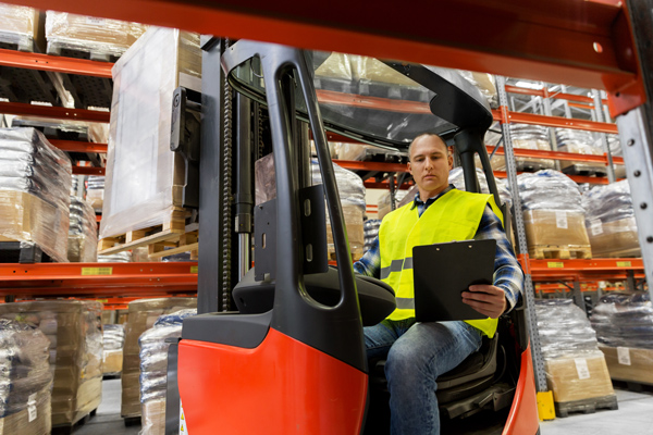 Supply chain companies still face workforce shortages despite rapid creation of new jobs.